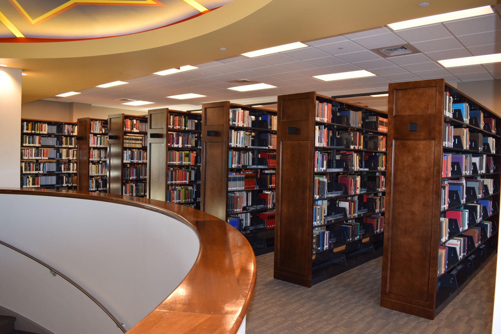 a photo of the inside of the SUSCC library